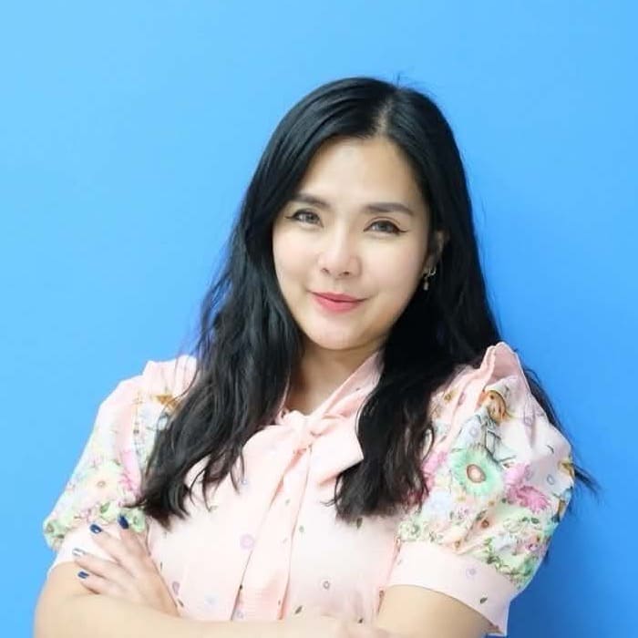 Teacher Lisa — อลิสษา สิทธิวงศ์